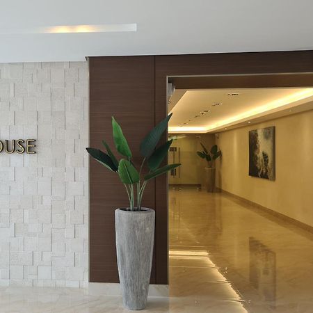 Cozy Penthouse 2Br Suite W Balcony - Amazing Manila Bay View And City Skyline Near Moa Pasay Dış mekan fotoğraf
