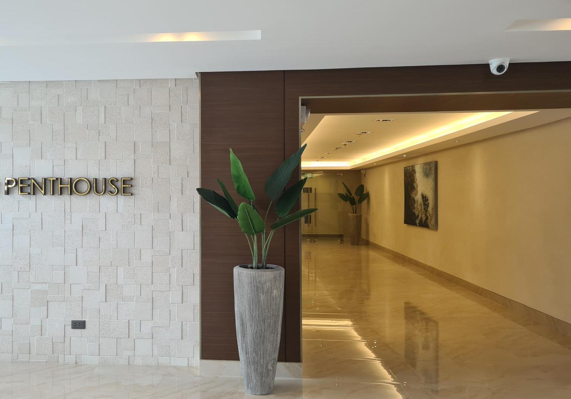 Cozy Penthouse 2Br Suite W Balcony - Amazing Manila Bay View And City Skyline Near Moa Pasay Dış mekan fotoğraf